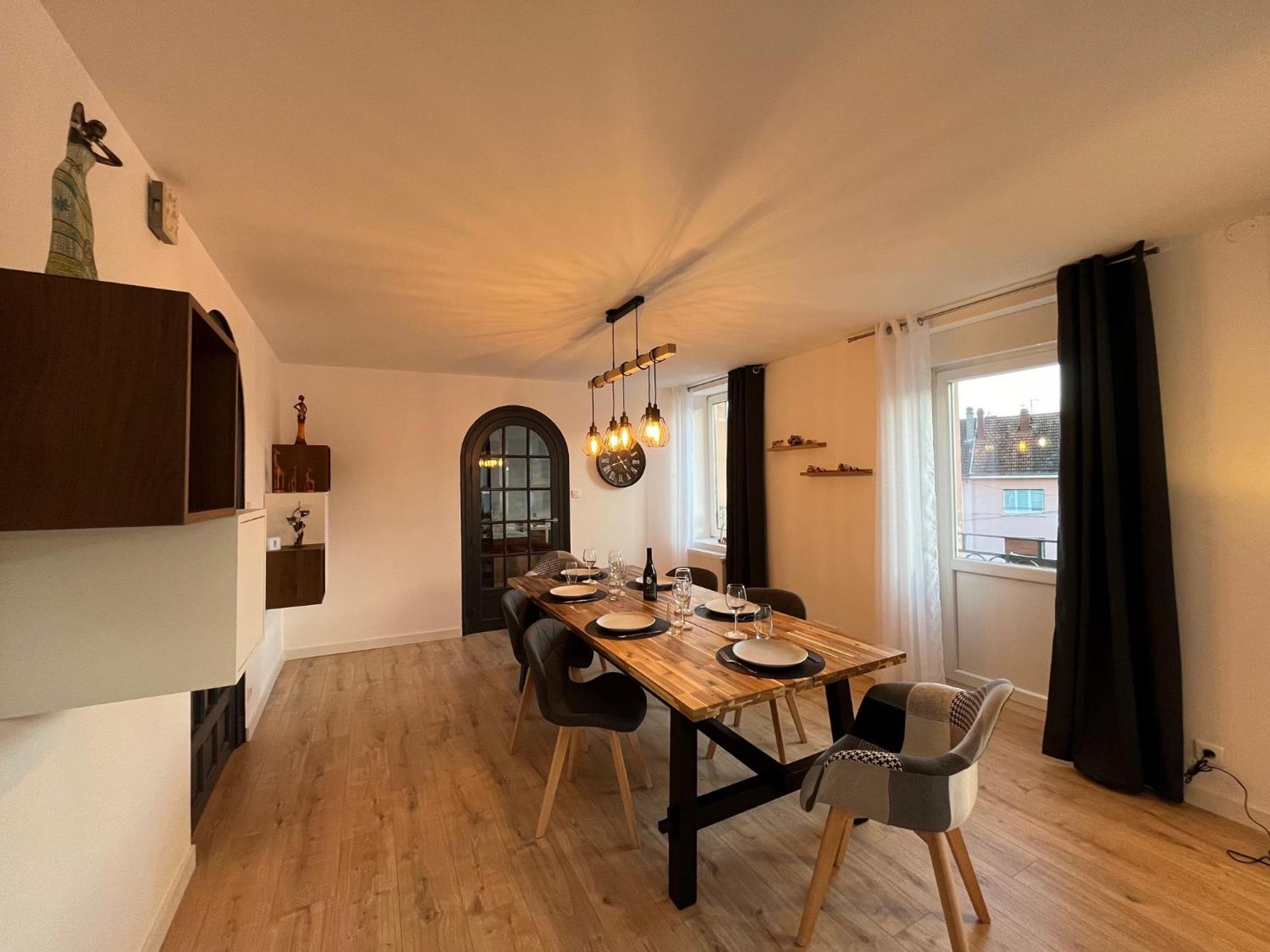 Appartement St Eloi 75M² サン＝ディエ＝デ＝ヴォージュ エクステリア 写真